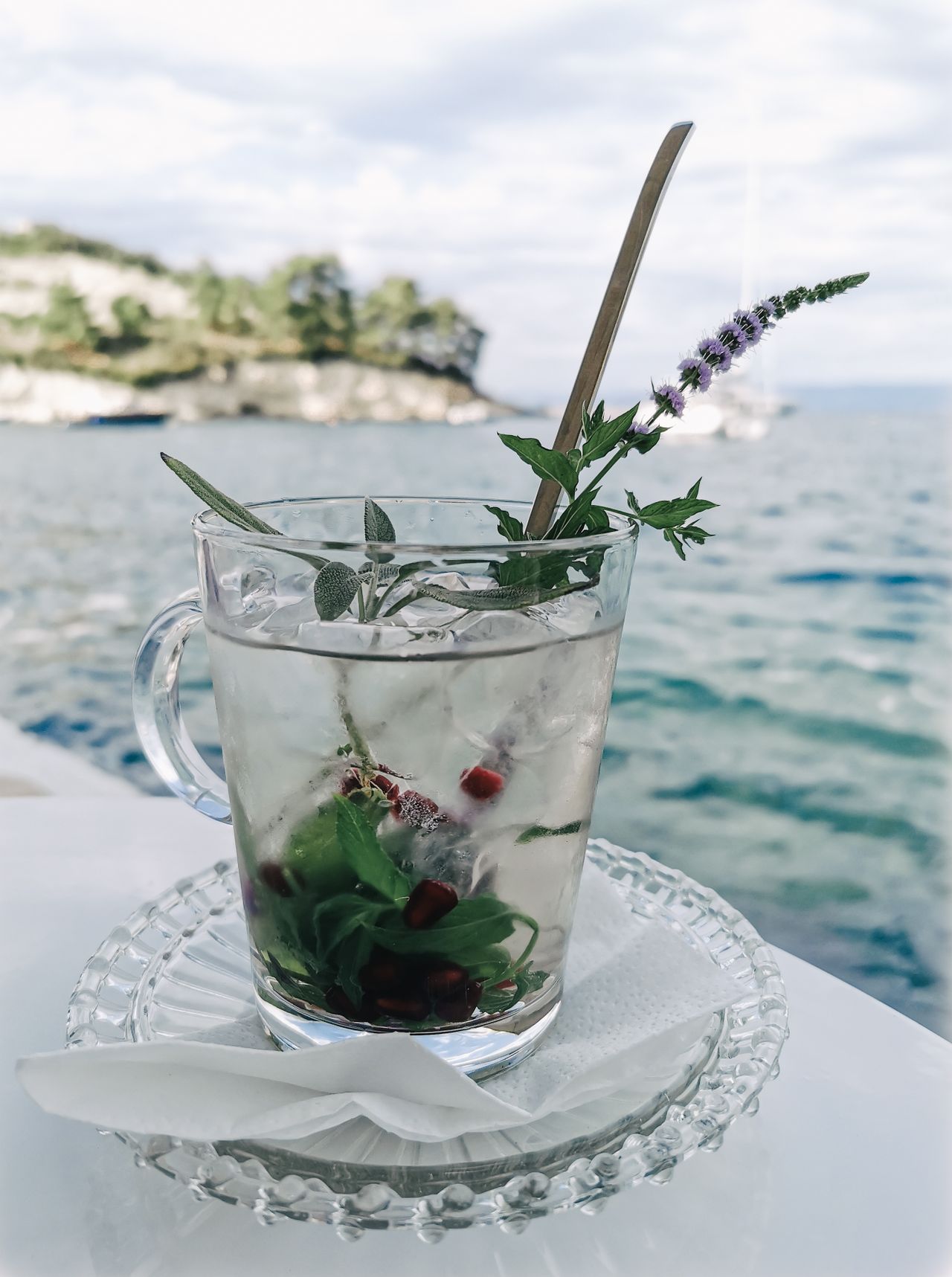 دمنوش گزنه سفید